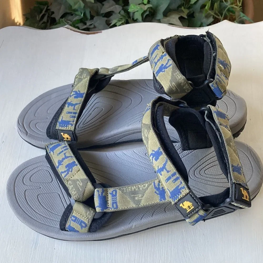 Men’s Camel Crown Lightweight Hiking Waterproof Sandals Size 10